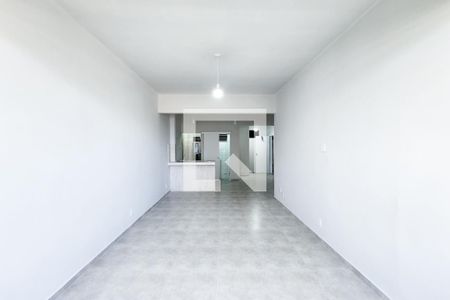 Quarto de kitnet/studio para alugar com 1 quarto, 48m² em Centro, Rio de Janeiro
