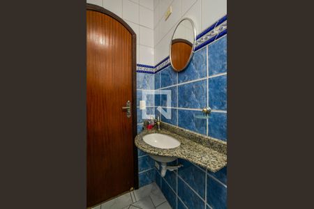 Lavabo da Sala de casa à venda com 3 quartos, 250m² em Parque das Nações, Santo André