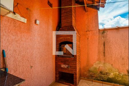 Quintal - Churrasqueira de casa à venda com 3 quartos, 250m² em Parque das Nações, Santo André