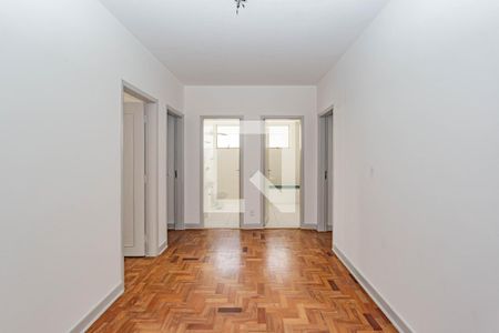 Corredor de apartamento à venda com 3 quartos, 177m² em Aclimação, São Paulo