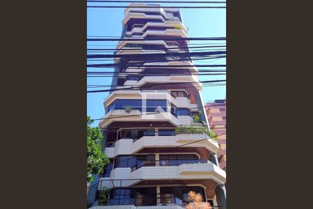 Fachada de apartamento para alugar com 3 quartos, 240m² em Gonzaga, Santos