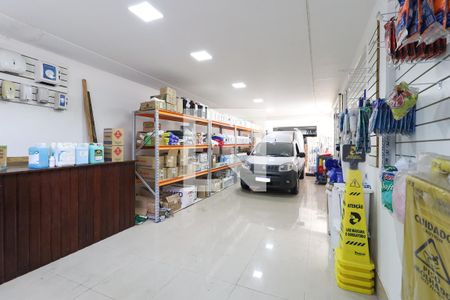 Garagem 2 de casa à venda com 3 quartos, 600m² em Vila Maria Baixa, São Paulo