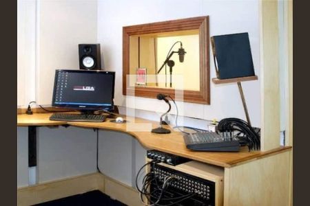 832fa1c6-b92b-486c-bd8f-138e861993e1 de casa à venda com 3 quartos, 100m² em Santo Amaro, São Paulo