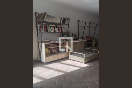 Casa à venda com 3 quartos, 190m² em Mirandópolis, São Paulo