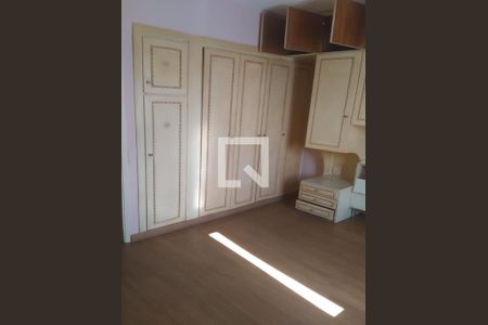 Casa à venda com 3 quartos, 190m² em Mirandópolis, São Paulo