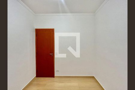 Casa à venda com 3 quartos, 110m² em Jardim Record, São Paulo
