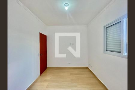 Casa à venda com 3 quartos, 110m² em Jardim Record, São Paulo