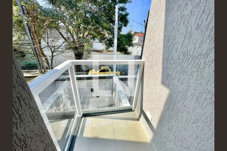 Casa à venda com 3 quartos, 110m² em Jardim Record, São Paulo