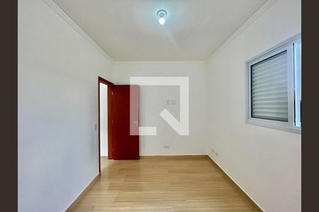 Casa à venda com 3 quartos, 110m² em Jardim Record, São Paulo