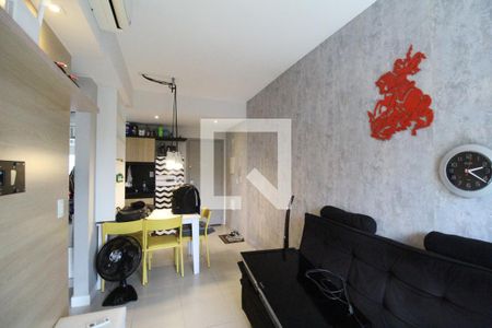 Sala de apartamento para alugar com 1 quarto, 40m² em Curicica, Rio de Janeiro