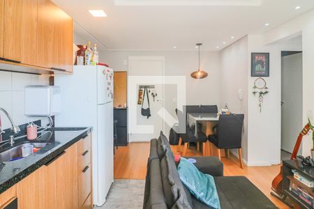 Sala e Cozinha de apartamento à venda com 2 quartos, 45m² em Vila Butantã, São Paulo