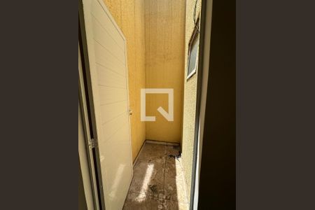 Corredor de casa de condomínio à venda com 2 quartos, 140m² em Tanque, Rio de Janeiro