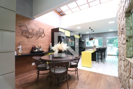 Sala de Jantar de casa à venda com 3 quartos, 220m² em Luz, São Paulo