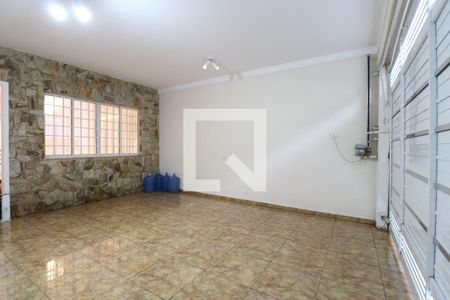 Garagem de casa à venda com 3 quartos, 220m² em Luz, São Paulo
