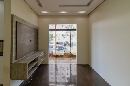 Sala de apartamento à venda com 2 quartos, 50m² em Jardim Cocaia, Guarulhos