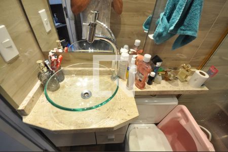 Banheiro do Quarto Suíte 1 de casa para alugar com 4 quartos, 180m² em Parque Edu Chaves, São Paulo