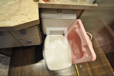 Banheiro do Quarto Suíte 1 de casa para alugar com 4 quartos, 180m² em Parque Edu Chaves, São Paulo