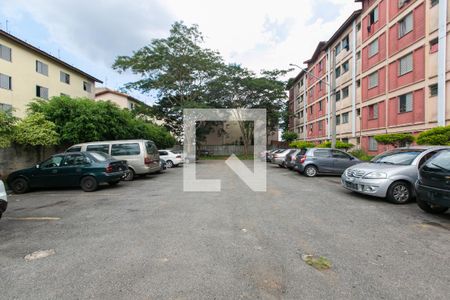 Garagem de apartamento para alugar com 2 quartos, 46m² em Jardim Redil, São Paulo