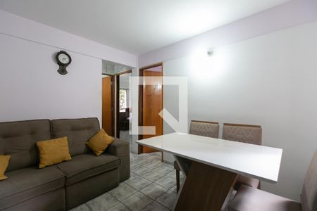 Sala de apartamento para alugar com 2 quartos, 46m² em Jardim Redil, São Paulo