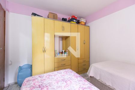 Quarto 1 de apartamento para alugar com 2 quartos, 46m² em Jardim Redil, São Paulo