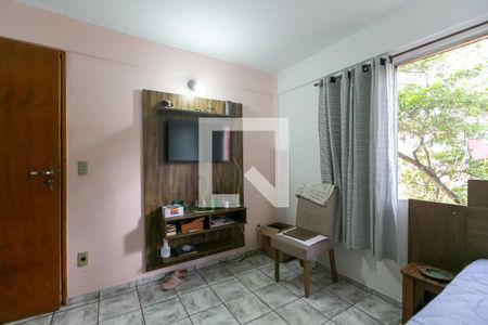 Quarto 2 de apartamento para alugar com 2 quartos, 46m² em Jardim Redil, São Paulo