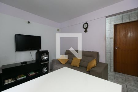 Sala de apartamento para alugar com 2 quartos, 46m² em Jardim Redil, São Paulo