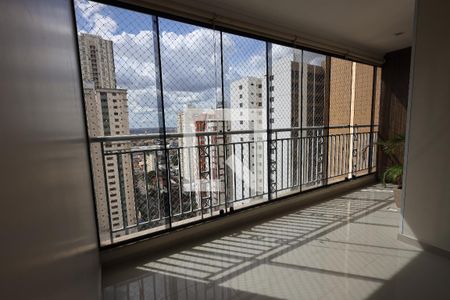 Varanda da Sala de apartamento para alugar com 4 quartos, 105m² em Setor Bueno, Goiânia