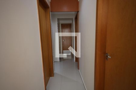 Corredor de apartamento para alugar com 4 quartos, 105m² em Setor Bueno, Goiânia