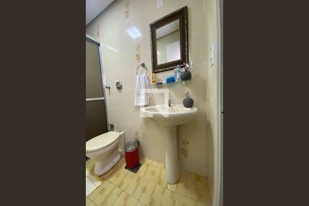 Banheiro de apartamento para alugar com 2 quartos, 60m² em Centro, São Leopoldo