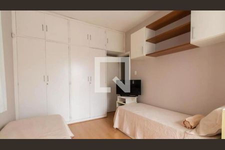 Casa à venda com 4 quartos, 270m² em Vila Mariana, São Paulo