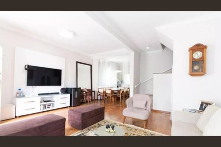 Casa à venda com 4 quartos, 270m² em Vila Mariana, São Paulo