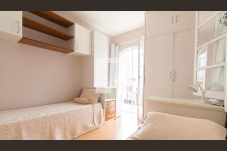 Casa à venda com 4 quartos, 270m² em Vila Mariana, São Paulo