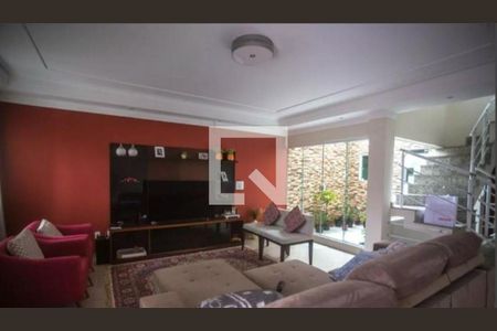 Casa à venda com 3 quartos, 285m² em Nova Petrópolis, São Bernardo do Campo