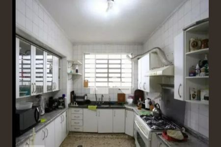 Casa à venda com 4 quartos, 450m² em Parque Colonial, São Paulo