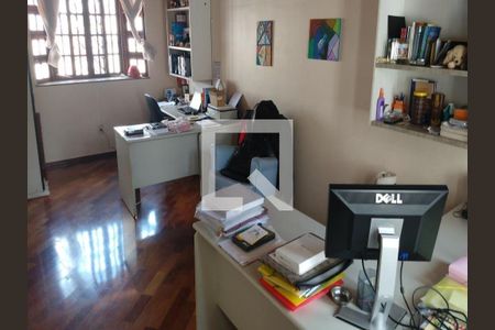 Casa à venda com 5 quartos, 400m² em Vila Prudente, São Paulo