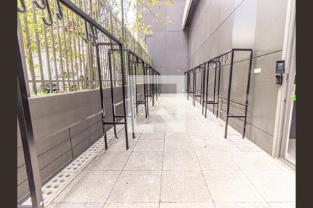Área comum - Bicicletário de apartamento para alugar com 1 quarto, 25m² em Vila Regente Feijó, São Paulo