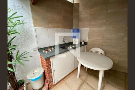 Casa à venda com 3 quartos, 110m² em Vila Linda, Santo André