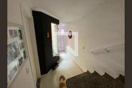 Casa à venda com 3 quartos, 110m² em Vila Linda, Santo André