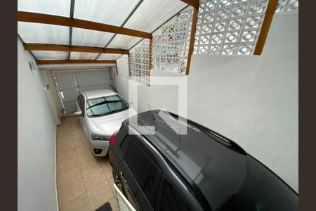 Casa à venda com 3 quartos, 110m² em Vila Linda, Santo André