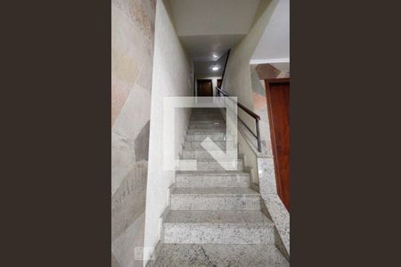 Escada de apartamento à venda com 4 quartos, 82m² em Jardim das Laranjeiras, São Paulo