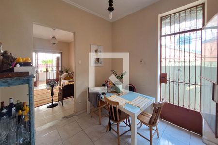 Sala 2 de casa à venda com 4 quartos, 200m² em Santa Rosa, Niterói