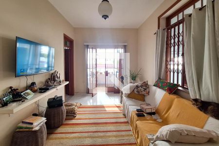 Sala 1 de casa à venda com 4 quartos, 200m² em Santa Rosa, Niterói