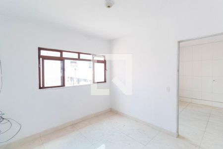 Quarto de casa para alugar com 1 quarto, 45m² em Vila Santa Teresa, São Paulo