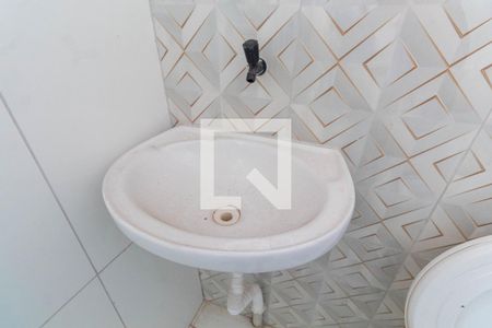 Banheiro de casa para alugar com 1 quarto, 45m² em Vila Santa Teresa, São Paulo