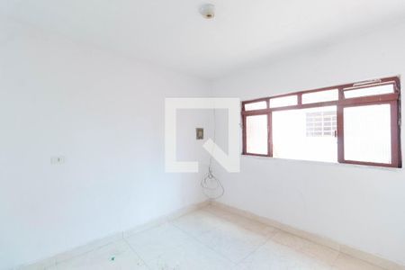 Quarto de casa para alugar com 1 quarto, 45m² em Vila Santa Teresa, São Paulo