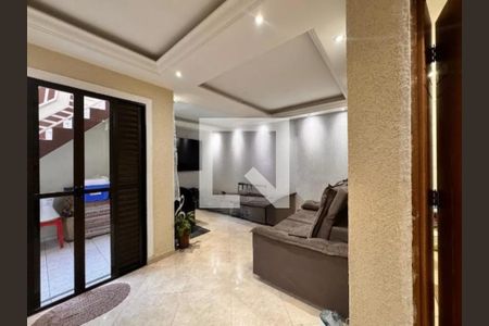 Casa à venda com 3 quartos, 200m² em Vila Camilópolis, Santo André