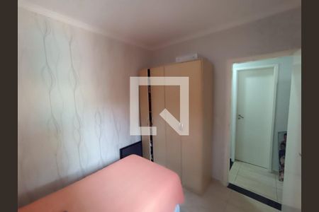 Casa à venda com 3 quartos, 90m² em Jardim Sabara, São Paulo