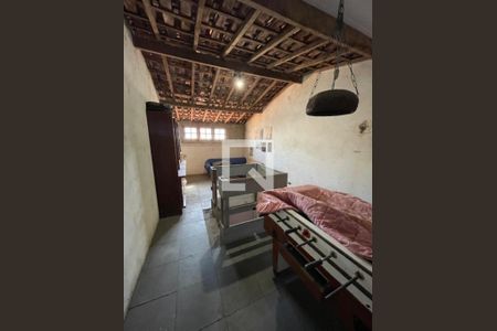 Casa à venda com 3 quartos, 152m² em Jardim Rina, Santo André