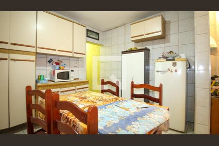 Cozinha de casa à venda com 4 quartos, 200m² em Jardim Vila Formosa, São Paulo