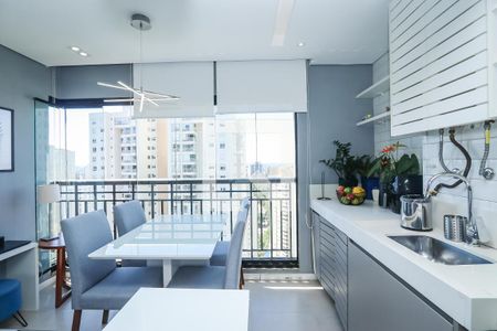 Varanda de apartamento à venda com 1 quarto, 38m² em Vila Andrade, São Paulo